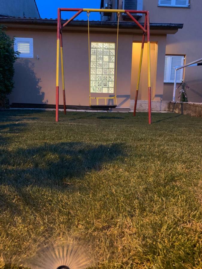 Apartmán Apartman Lana Omišalj Exteriér fotografie